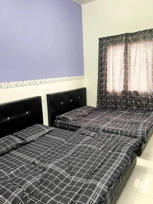 Azzalea Homes 2 @ Taman Golden Hills 金马仑高原 外观 照片